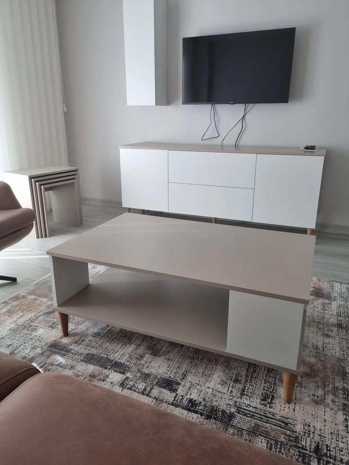 TV Ünitesi ve Orta Sehpa