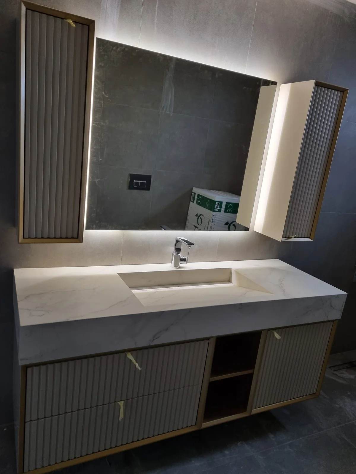 Banyo Dolabı Uygulamaları